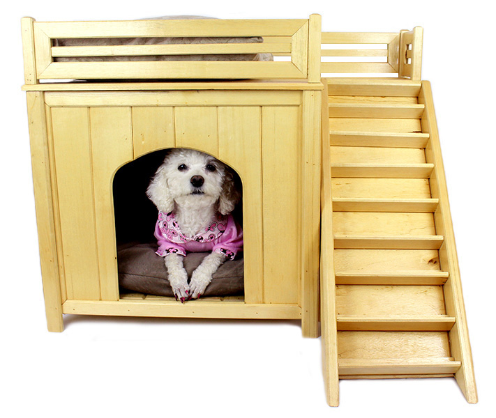 Casa em Madeira - Dois Andares com Escada - Pet Elegante